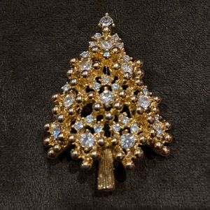 Eisenberg Signed Christmas Tree Pin - Gold and Crystal